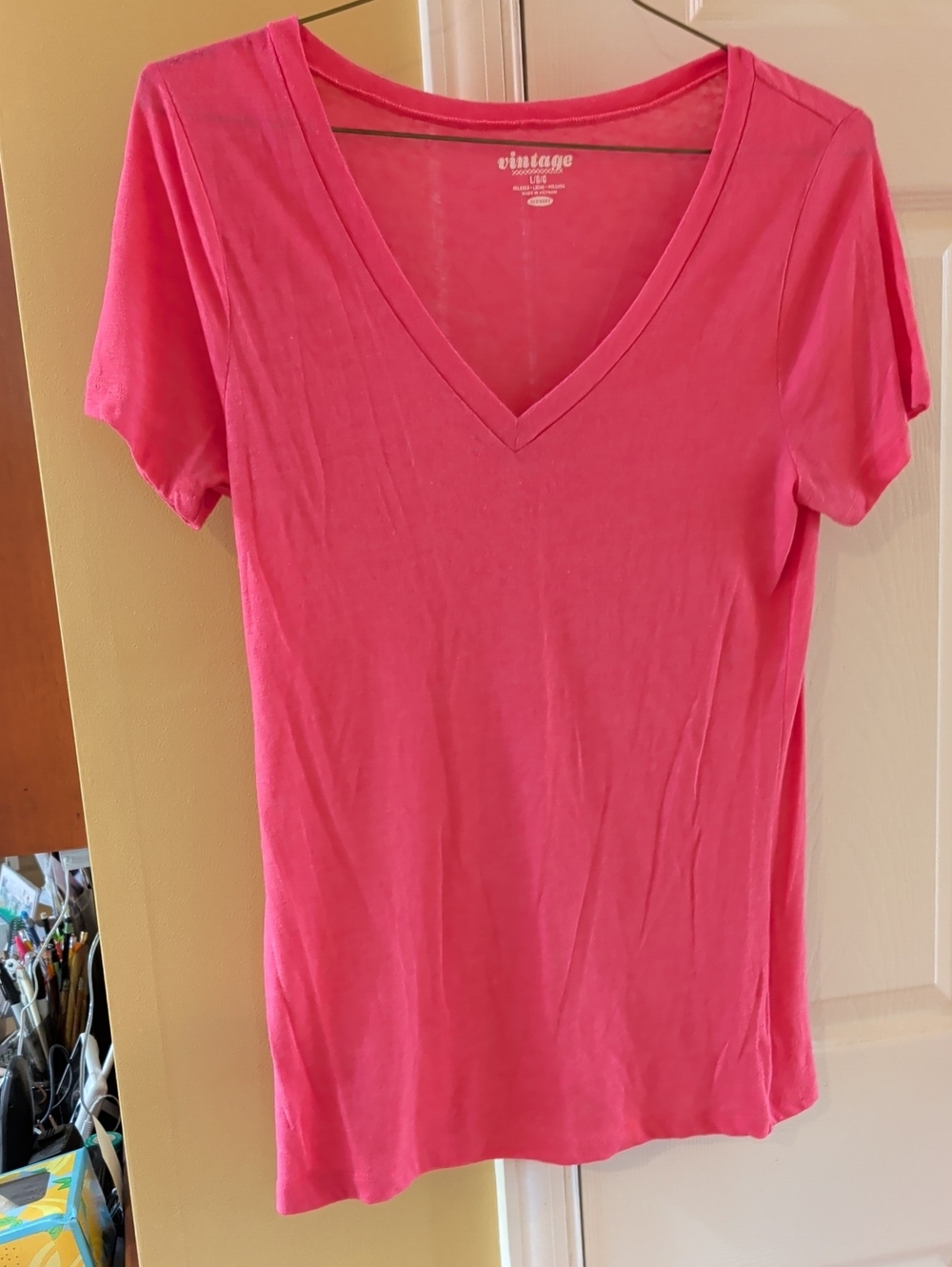 Old Navy Hot Pink V-Neck Short Sleeve Tee